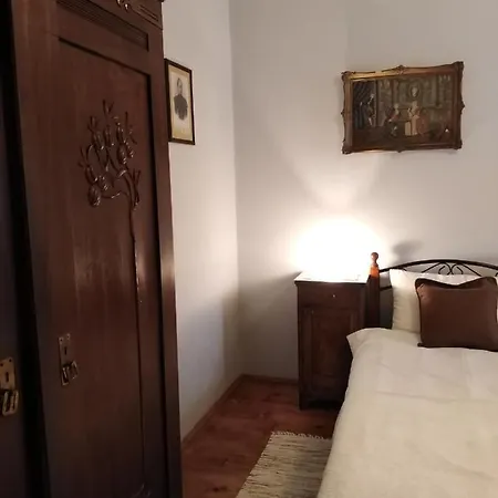Somin Lagum Vila 3*
