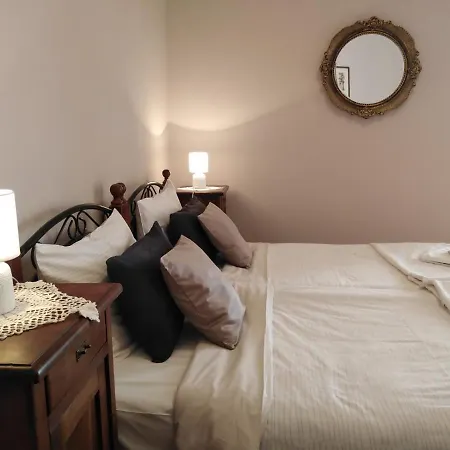 Somin Lagum Vila Pensjonat 3*