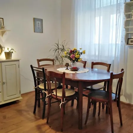 Somin Lagum Vila Pensjonat